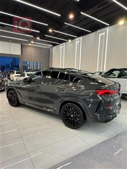 بی ئێم دەبڵیو X6